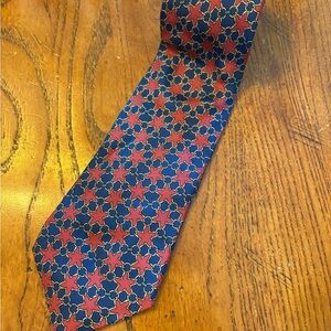 Hermés 100% Silk Stylish Blue and Red Patterned Men's Tie EUC!